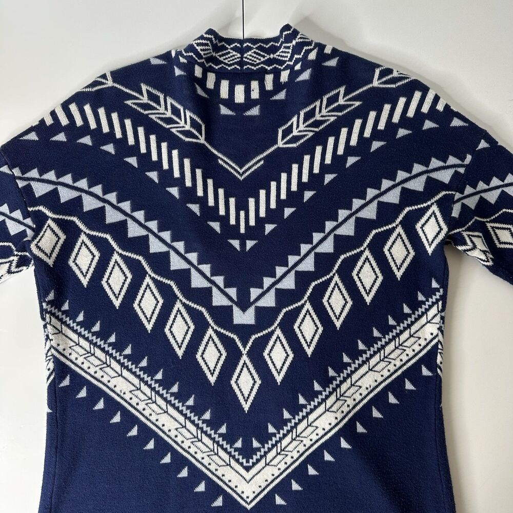 Pink Republic Cardigan Sweater Sz M Blue Long Sleeve Southwest Aztec Print - Picture 13 of 15